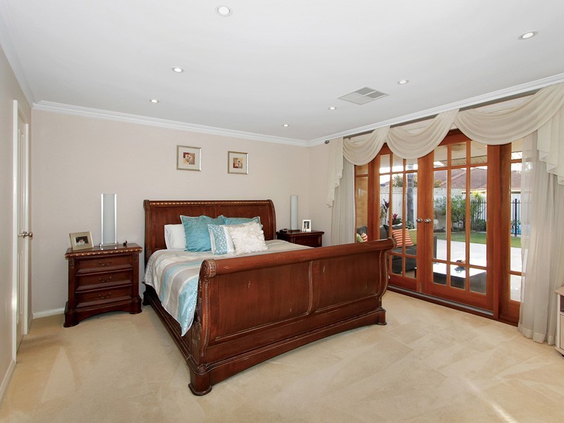 36 Pelham Gardens, Canning Vale WA 6155