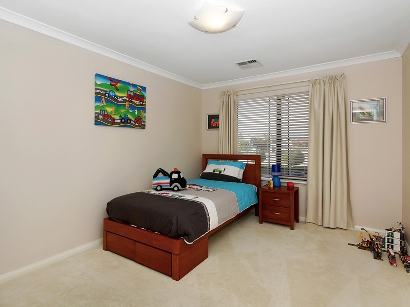 36 Pelham Gardens, Canning Vale WA 6155