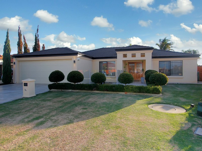 36 Pelham Gardens, Canning Vale WA 6155