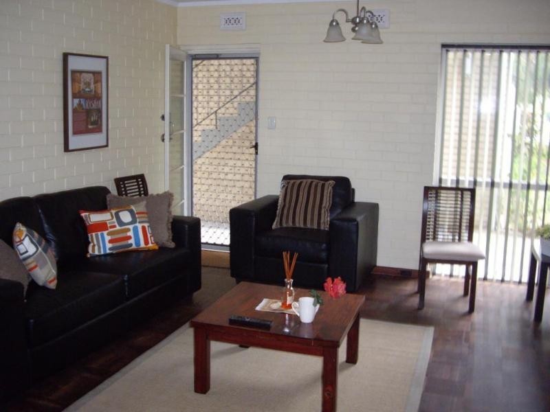 9/851-853 Canning Highway, Applecross WA 6153