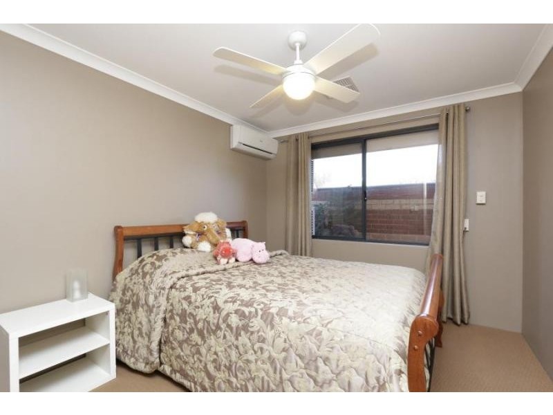 28 Rosewood Lane, Thornlie WA 6108