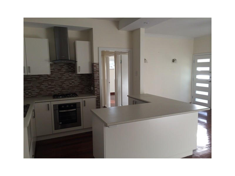 46 Kennedy St, Alfred Cove WA 6154