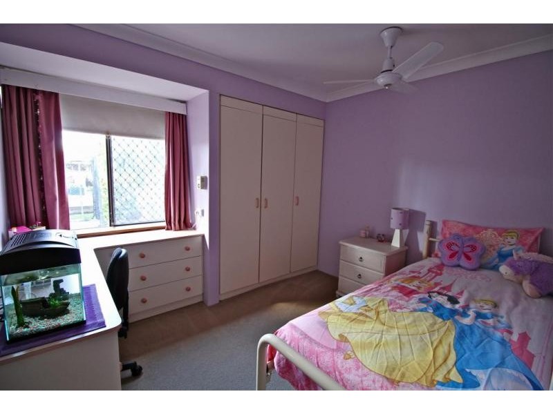 5 Challenger Drive, Thornlie WA 6108