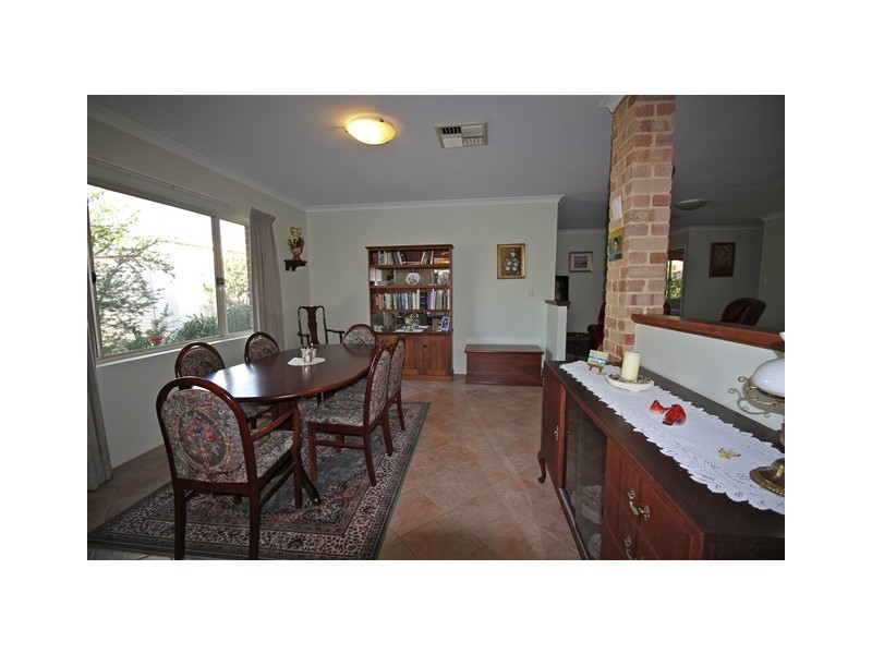 39 Lydiard Retreat, Canning Vale WA 6155