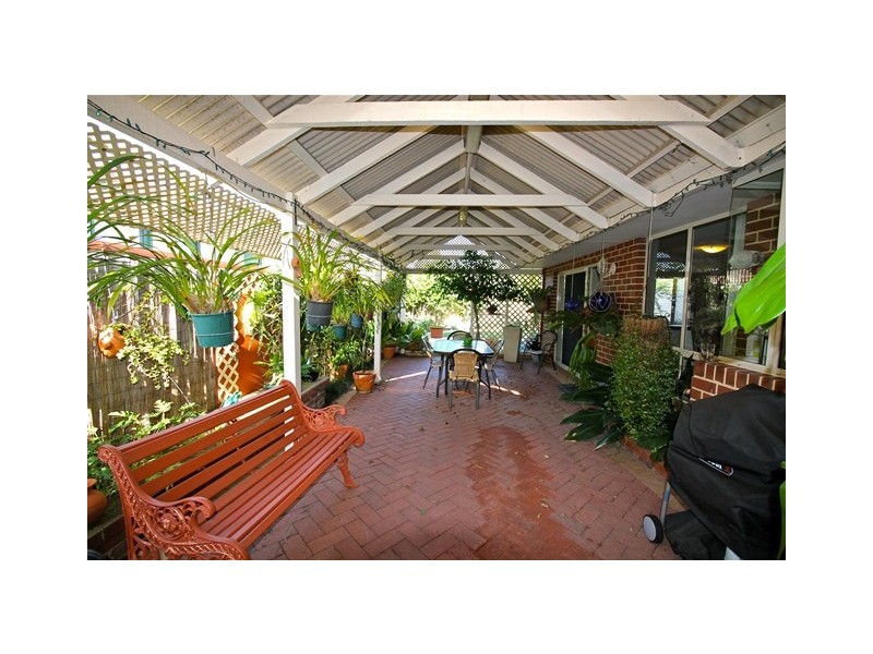 39 Lydiard Retreat, Canning Vale WA 6155