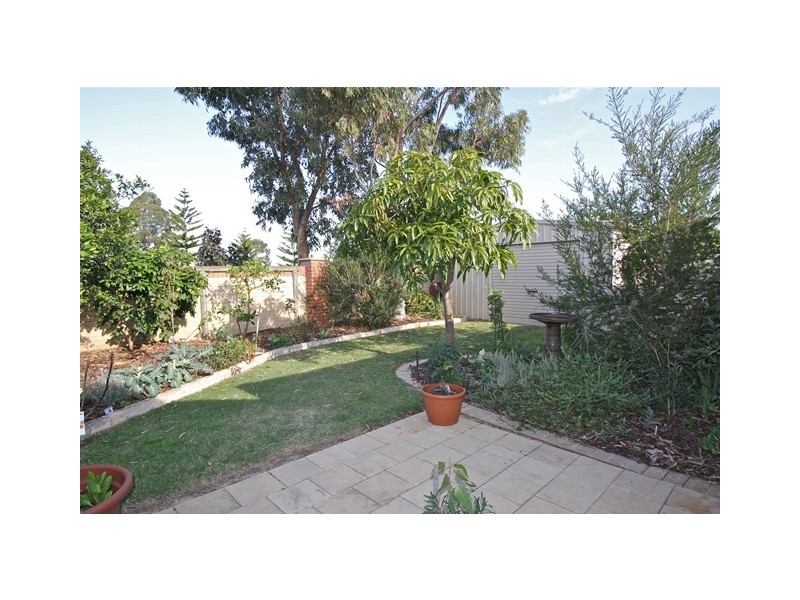 39 Lydiard Retreat, Canning Vale WA 6155