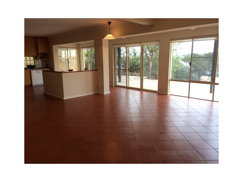 44 Blackwall Reach Parade, Bicton WA 6157