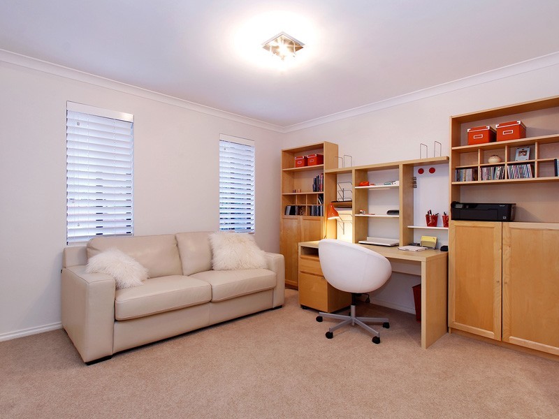 37 Central Ave, Ardross WA 6153