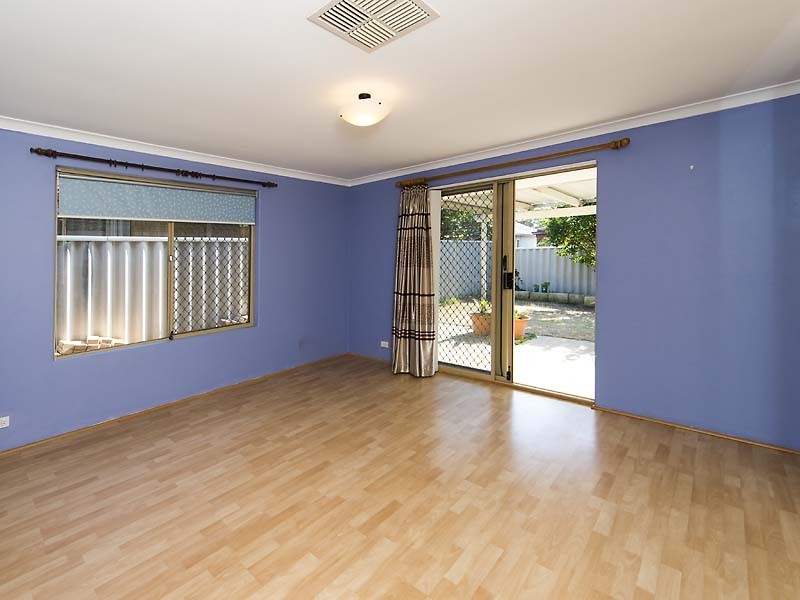 25 Dudley Street, Rivervale WA 6103