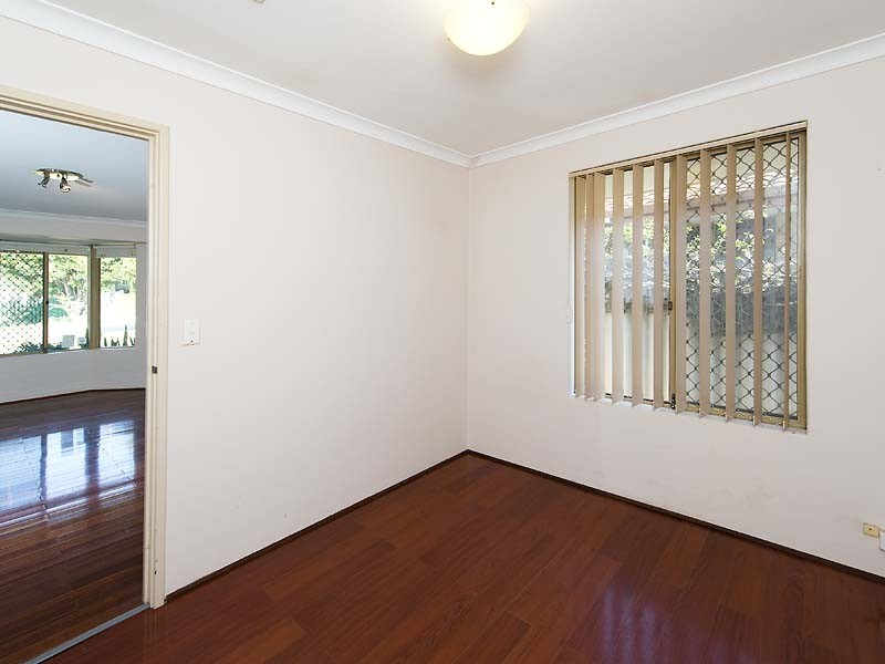 25 Dudley Street, Rivervale WA 6103