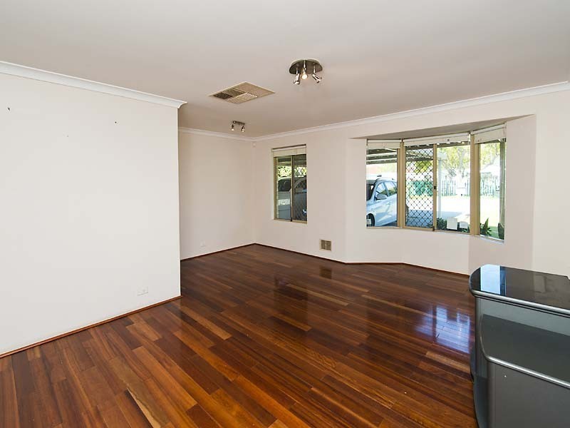 25 Dudley Street, Rivervale WA 6103