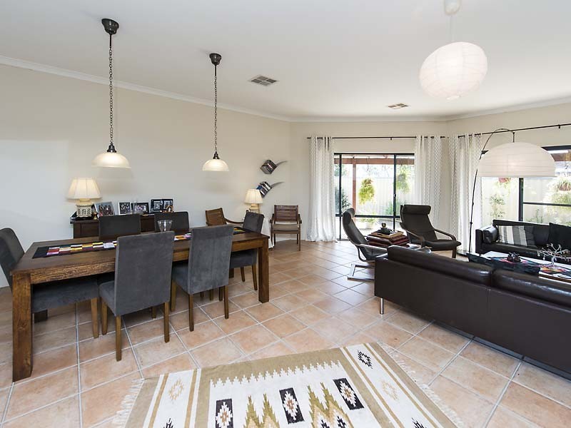 43a Holman Street, Alfred Cove WA 6154