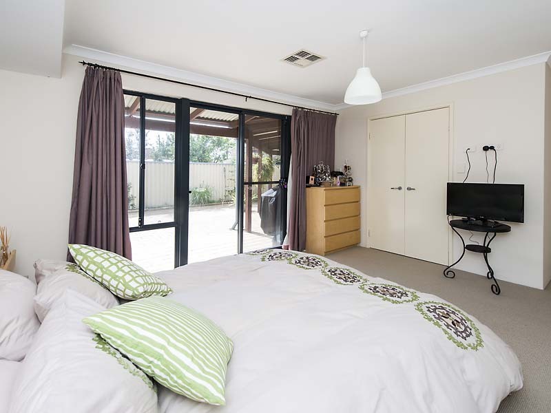 43a Holman Street, Alfred Cove WA 6154