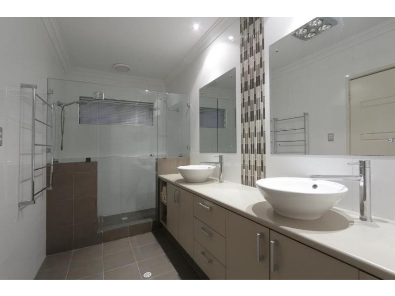 1 Warrego Street, Hammond Park WA 6164