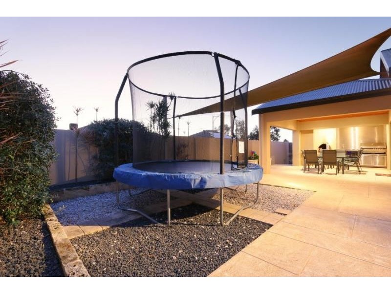 1 Warrego Street, Hammond Park WA 6164