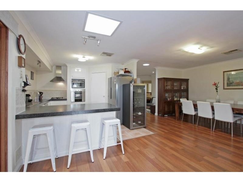 8A Hesford Avenue, Mount Pleasant WA 6153