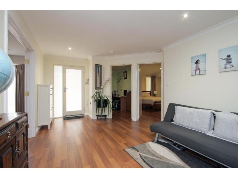 8A Hesford Avenue, Mount Pleasant WA 6153