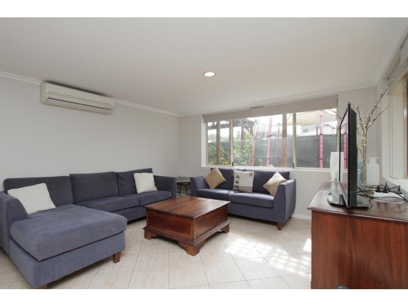 8A Hesford Avenue, Mount Pleasant WA 6153