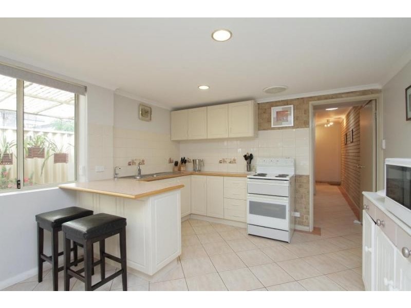 8A Hesford Avenue, Mount Pleasant WA 6153