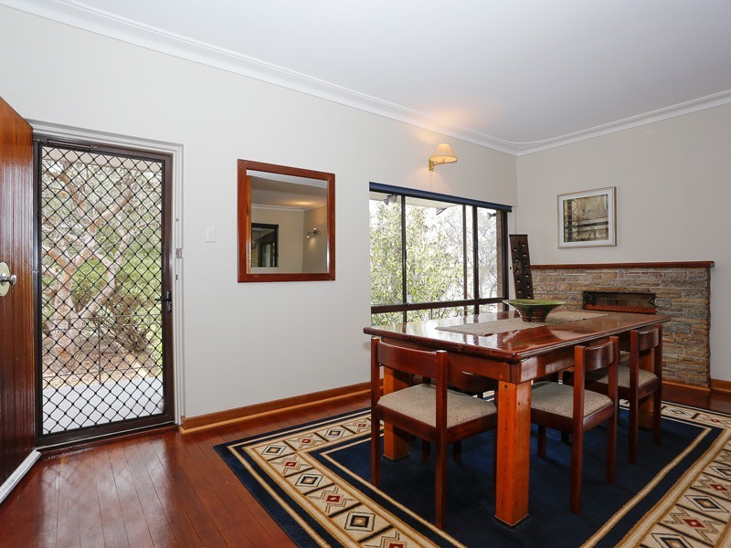 24 Edgar Way, Mount Pleasant WA 6153