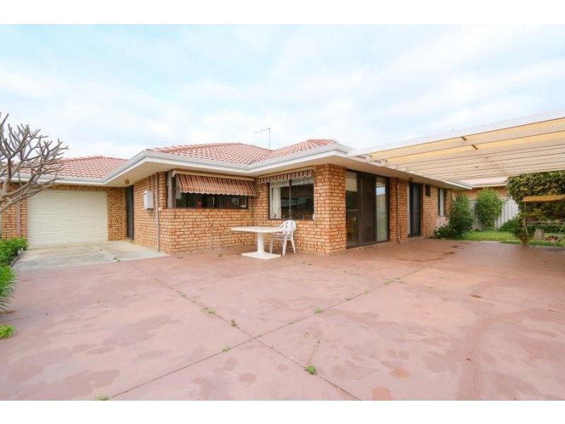 54 Turfan Way, Munster WA 6166