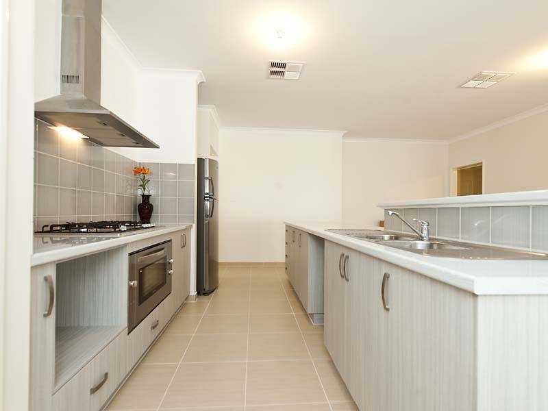 44 Oceanrunner Boulevard, Shoalwater WA 6169