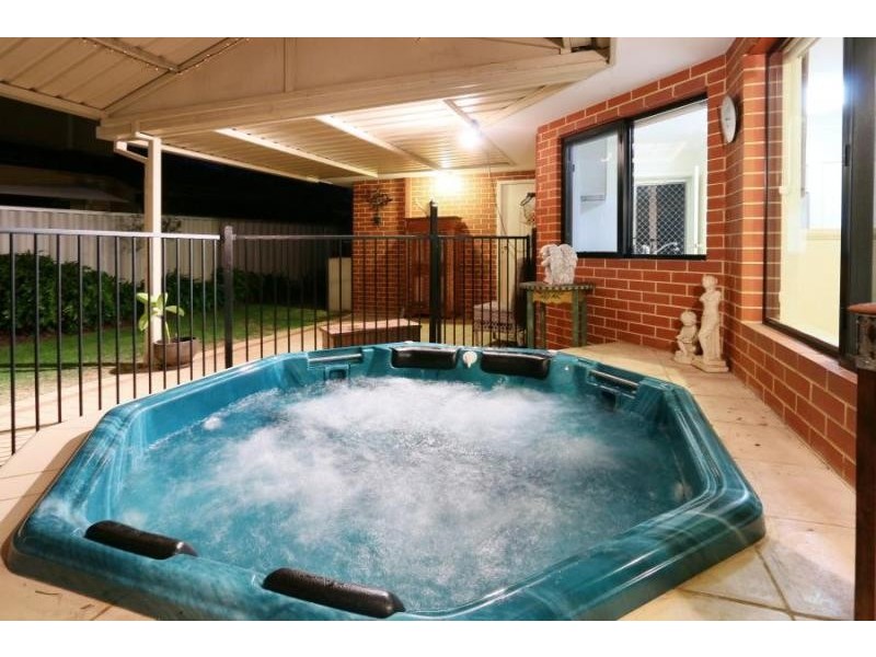 18 Morriett Street, Attadale WA 6156