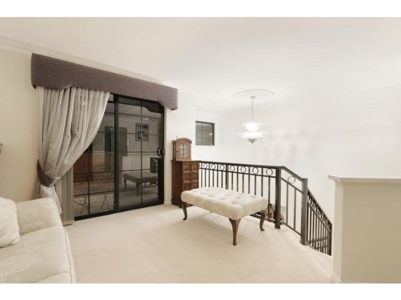 18 Morriett Street, Attadale WA 6156
