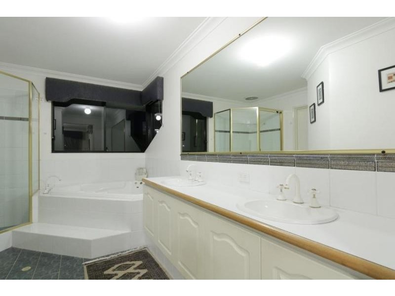 18 Morriett Street, Attadale WA 6156