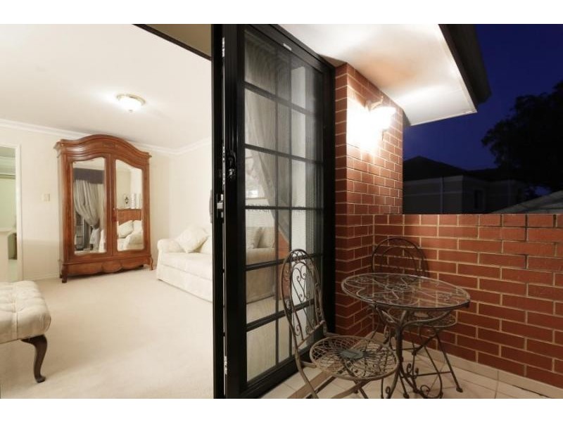 18 Morriett Street, Attadale WA 6156