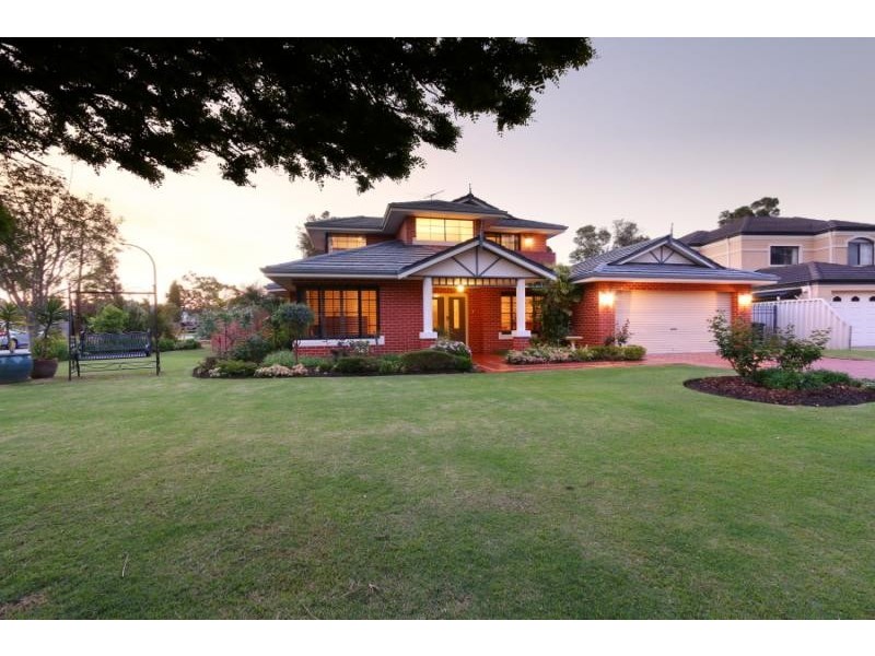 18 Morriett Street, Attadale WA 6156