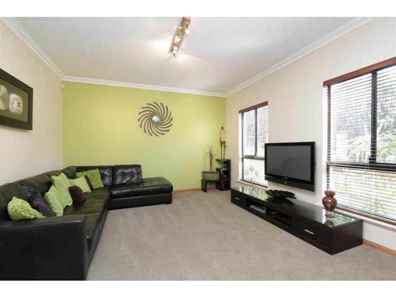 12 Lutey Road, Attadale WA 6156