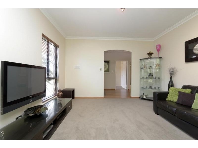 12 Lutey Road, Attadale WA 6156