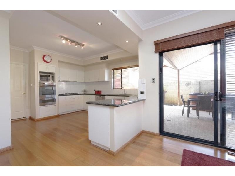 12 Lutey Road, Attadale WA 6156