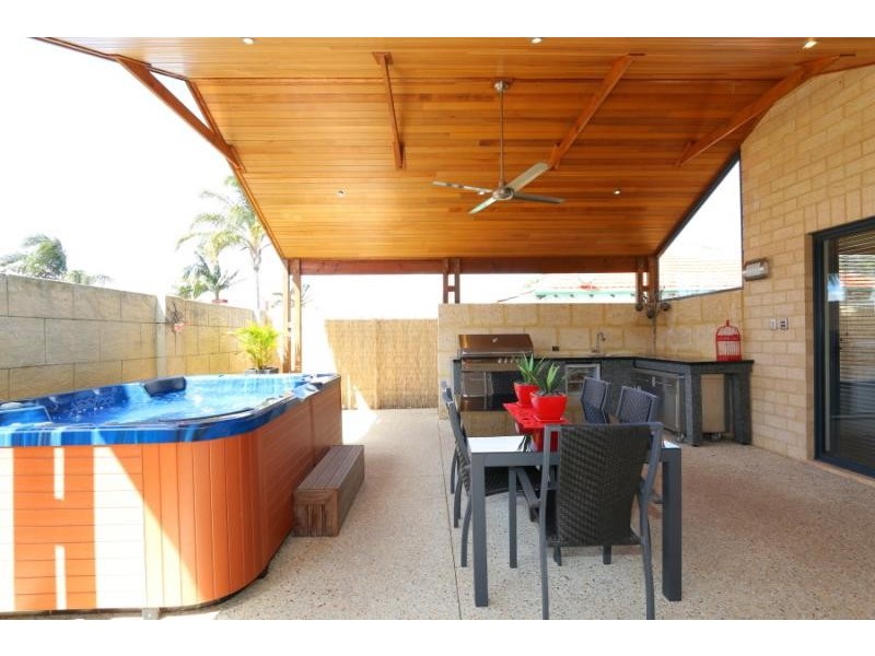 12 Lutey Road, Attadale WA 6156