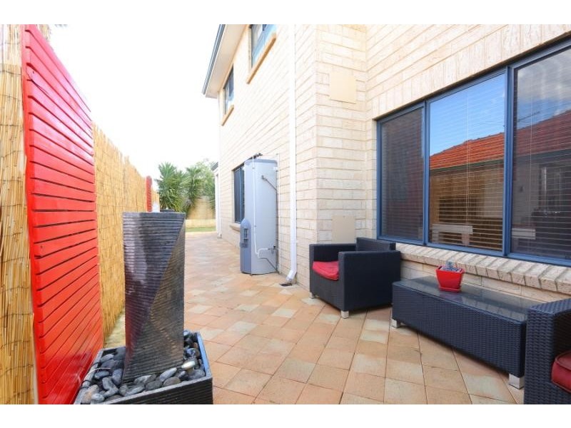 12 Lutey Road, Attadale WA 6156