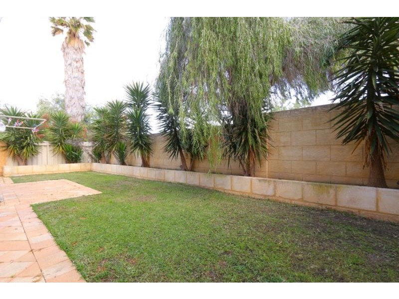 12 Lutey Road, Attadale WA 6156