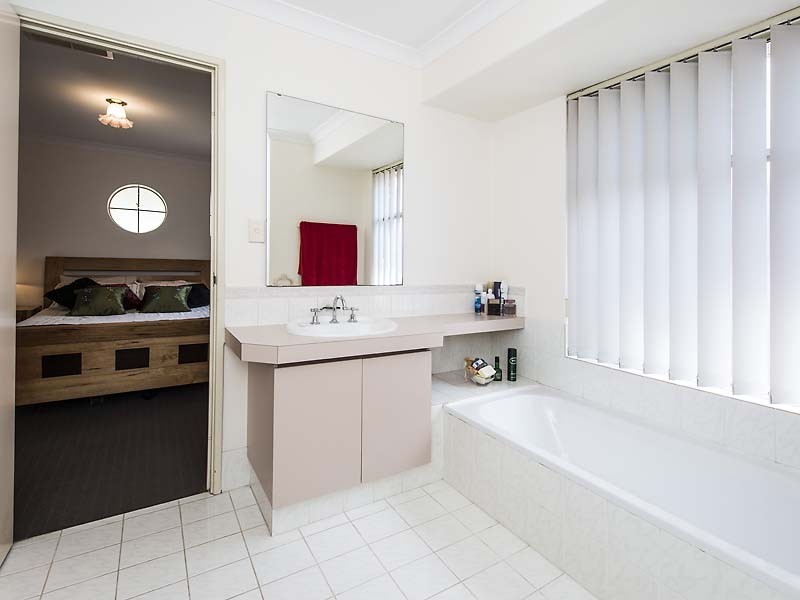 221 Bateman Road, Brentwood WA 6153