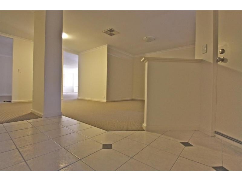 34 Diosma Way, Canning Vale WA 6155