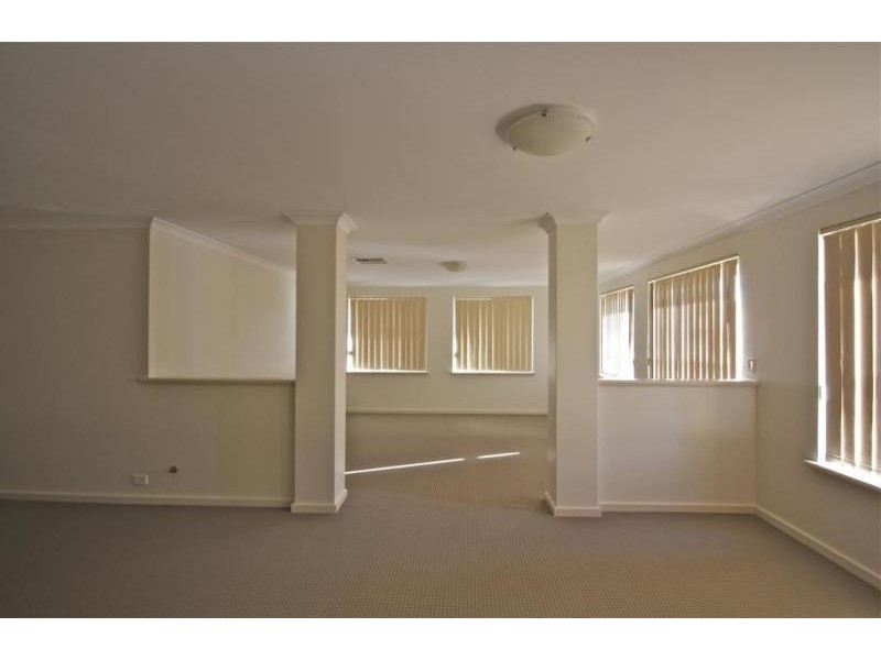 34 Diosma Way, Canning Vale WA 6155