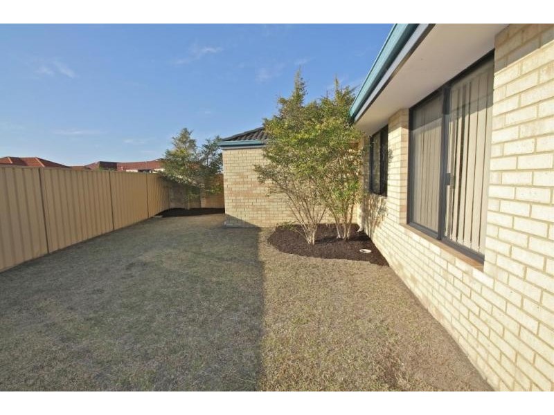 34 Diosma Way, Canning Vale WA 6155