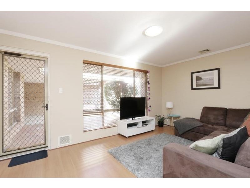 4/159 Stock Road, Attadale WA 6156
