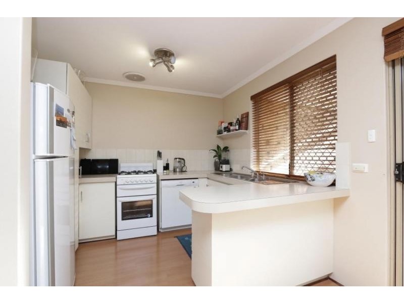 4/159 Stock Road, Attadale WA 6156