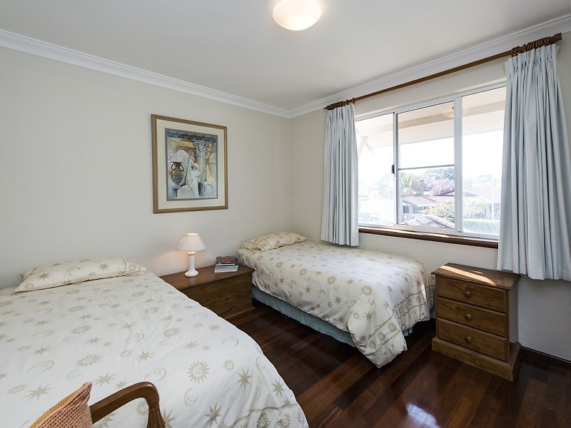 25 Armagh Street, Victoria Park WA 6100
