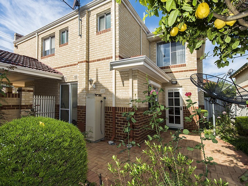 25 Armagh Street, Victoria Park WA 6100