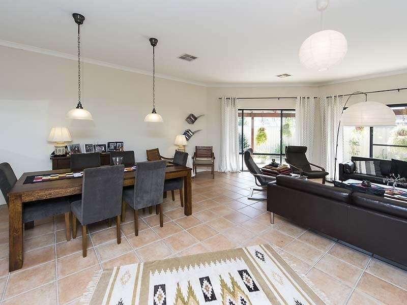 43A Holman Street, Alfred Cove WA 6154