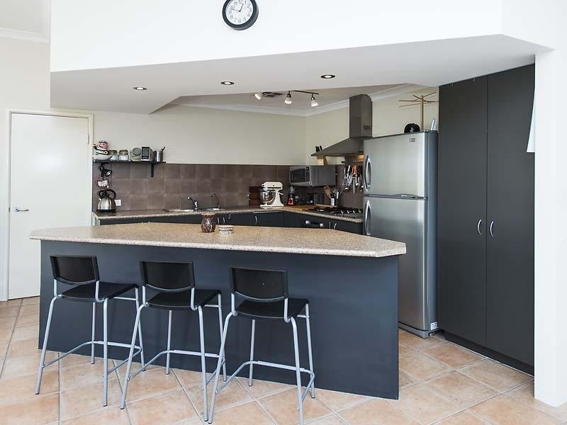 43A Holman Street, Alfred Cove WA 6154