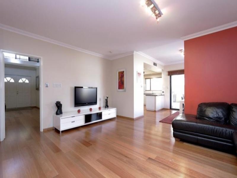 12 Lutey Road, Attadale WA 6156