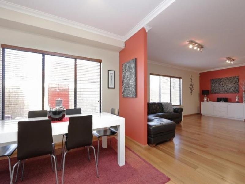 12 Lutey Road, Attadale WA 6156