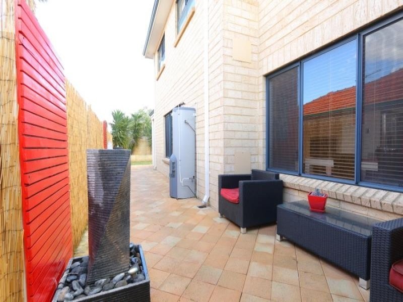 12 Lutey Road, Attadale WA 6156